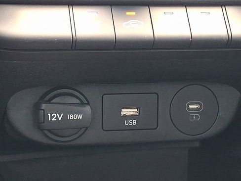 Certified 2026 Hyundai Elantra SE FWD image 21