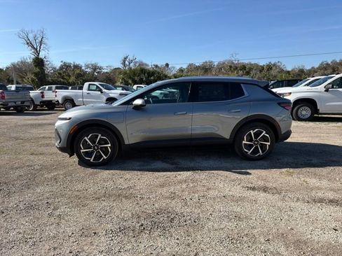 New 2026 Chevrolet Equinox EV LT image 6
