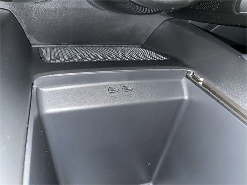 Certified 2025 Chevrolet Blazer EV RS image 27