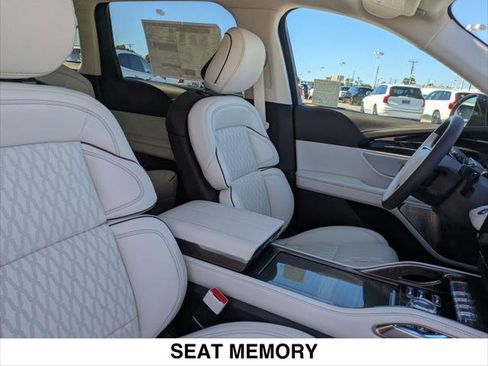 New 2026 Lincoln Nautilus Black Label image 14