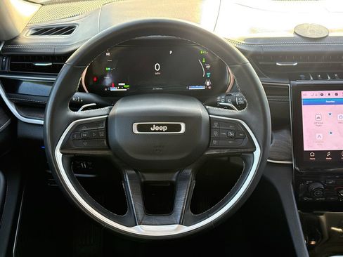 Used 2022 Jeep Grand Cherokee Limited 4xe AWD/4WD image 14