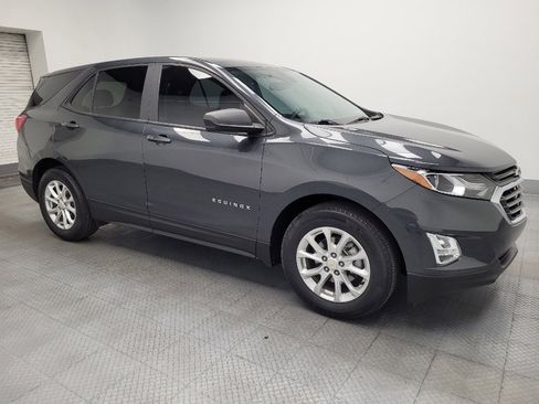 Used 2021 Chevrolet Equinox LS w/ LS Convenience Package image 11