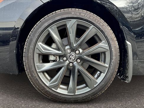 Used 2025 Toyota Corolla SE image 24