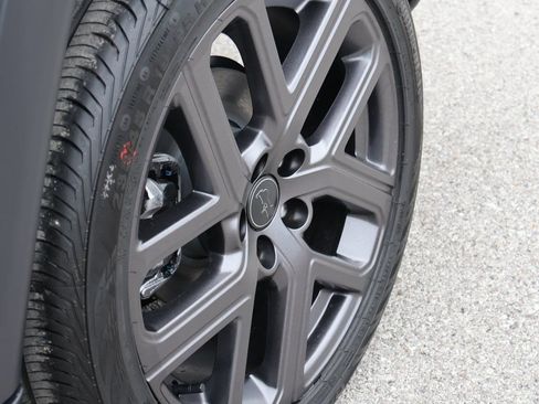 New 2026 Jeep Compass Latitude image 38