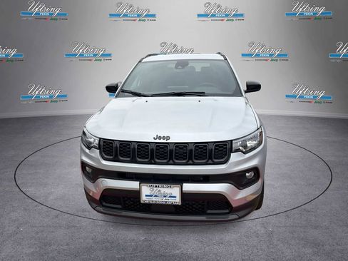 New 2026 Jeep Compass Latitude image 8