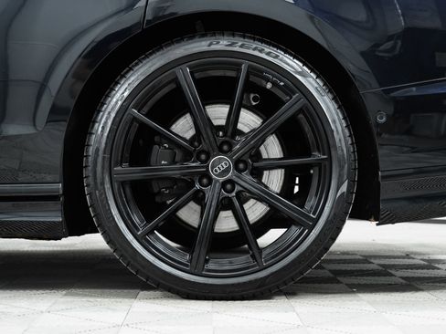 Used 2024 Audi S8 4.0T image 34