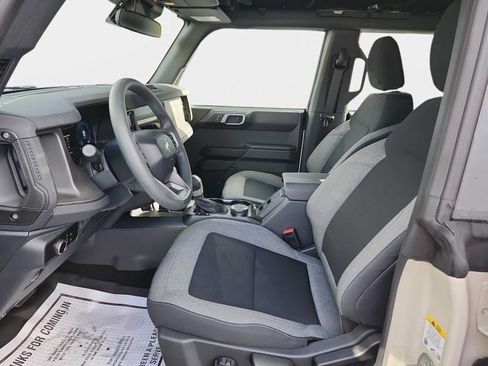 Used 2025 Ford Bronco 4-Door w/ Sasquatch Package AWD/4WD image 11