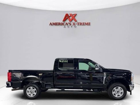 Used 2025 Ford F250 XLT AWD/4WD image 8