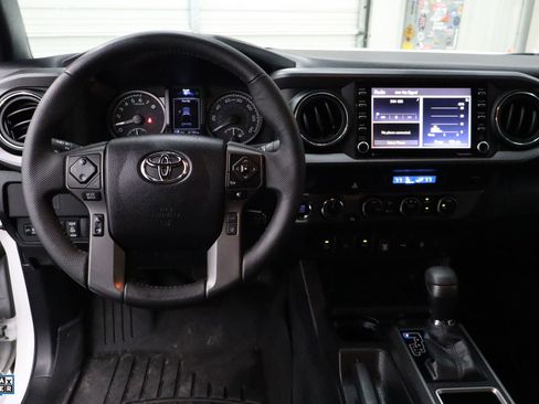 Used 2023 Toyota Tacoma TRD Off-Road w/ Technology Package image 19