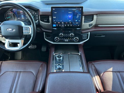 Certified 2023 Ford Expedition Limited image 14