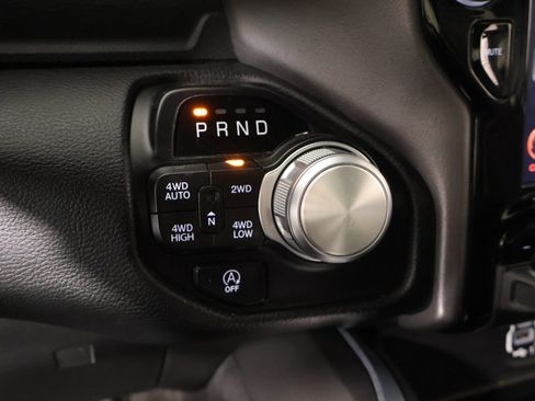 Used 2021 RAM 1500 Laramie w/ Sport Appearance Package AWD/4WD image 9