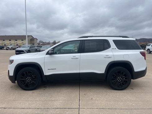 Used 2023 GMC Acadia SLE w/ Driver Convenience Package image 7