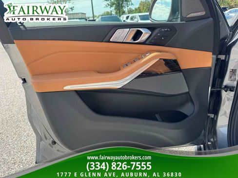 Used 2026 BMW X7 xDrive40i AWD/4WD image 31