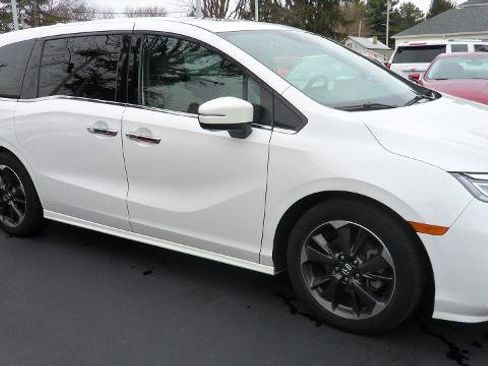 Used 2022 Honda Odyssey Elite image 1