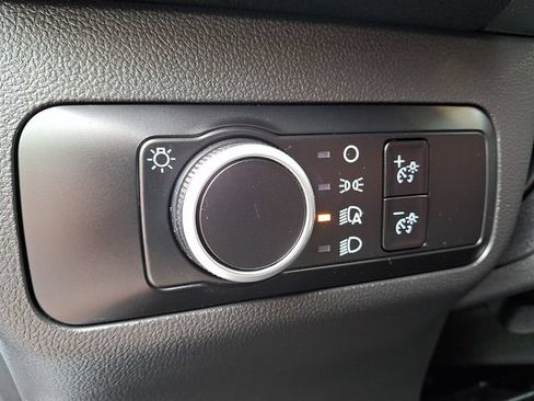 Used 2025 Ford Escape Active AWD/4WD image 25