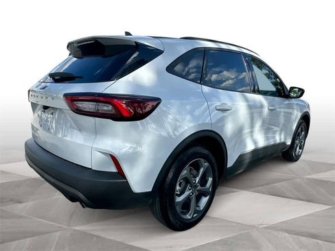 Used 2025 Ford Escape ST-Line image 8