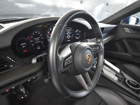 Certified 2024 Porsche 911 Carrera GTS RWD image 4