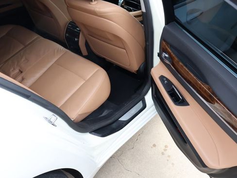 Used 2015 BMW 740i RWD image 26