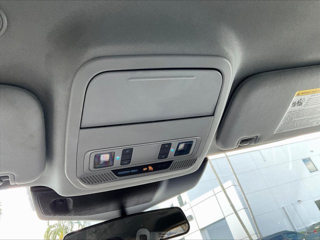 Used 2022 Ford Explorer XLT RWD image 20