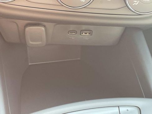 New 2026 Chevrolet Trax RS w/ Sunroof Package image 20