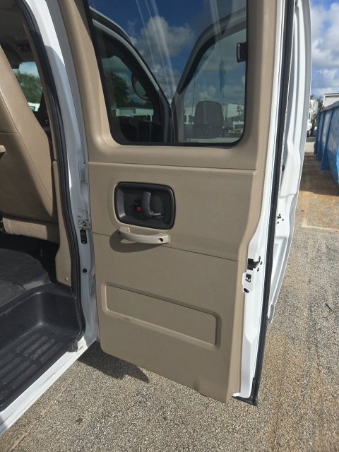 Used 2014 Chevrolet Express 2500 LS RWD image 20
