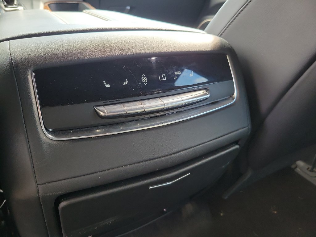 Used 2023 Cadillac Escalade ESV Premium Luxury RWD image 19
