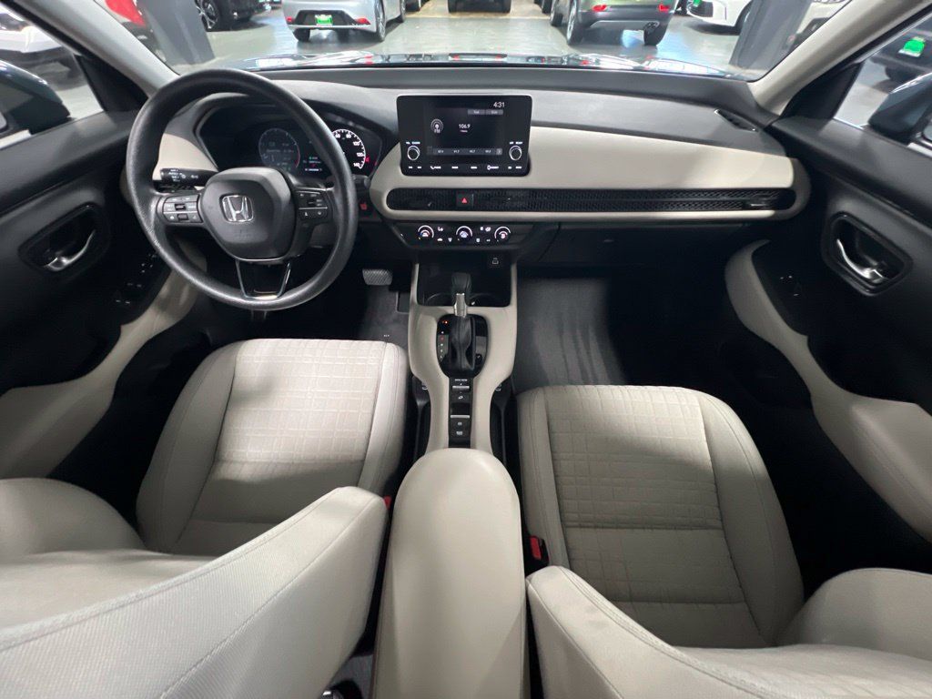 Used 2025 Honda HR-V LX image 21