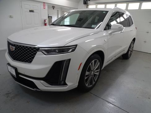 Certified 2022 Cadillac XT6 Premium Luxury w/ Technology Package AWD/4WD image 19