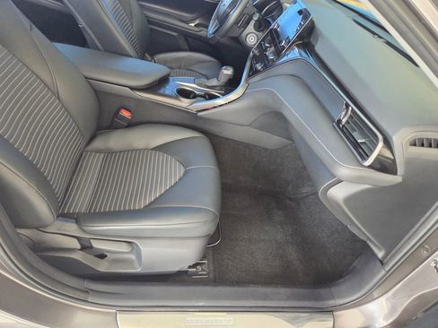 Used 2024 Toyota Camry SE FWD image 20