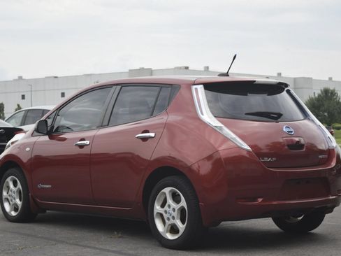 Used 2012 Nissan Leaf SL FWD image 3