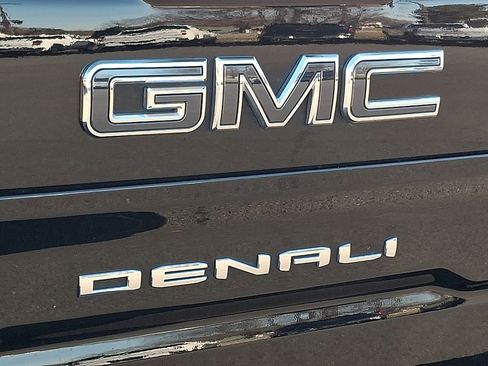 Used 2023 GMC Sierra 1500 Denali Ultimate image 31