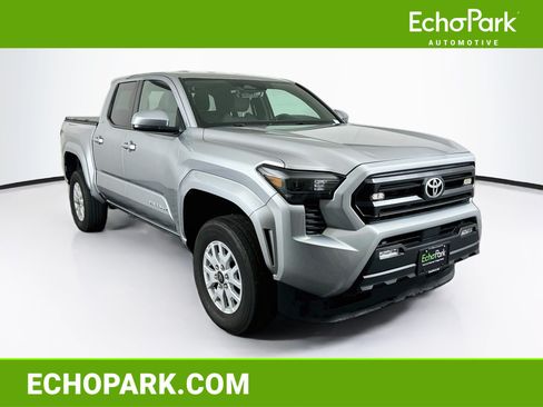Used 2025 Toyota Tacoma SR5 RWD image 1