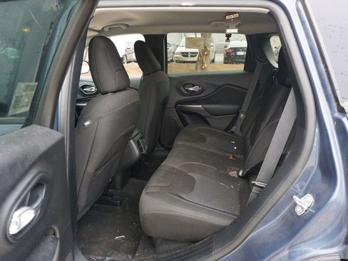 Used 2021 Jeep Cherokee Latitude image 15