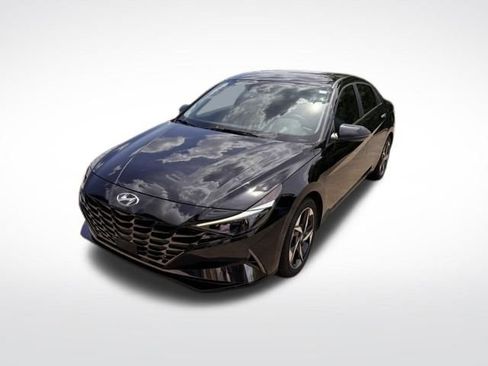 Used 2023 Hyundai Elantra Limited FWD image 7