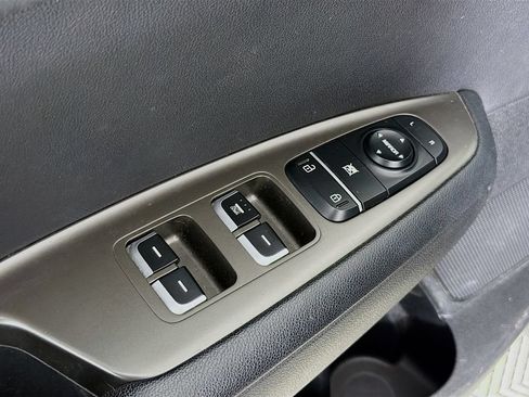 Used 2020 Kia Optima LX FWD image 19