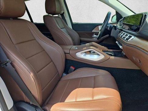 Used 2024 Mercedes-Benz GLE 450e 4MATIC image 19