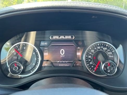 Used 2024 RAM 1500 Laramie image 12