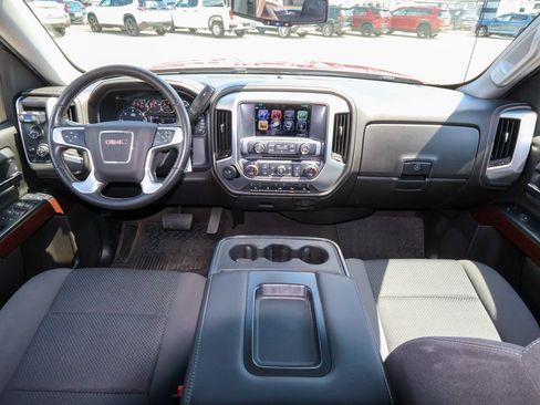 Used 2018 GMC Sierra 1500 SLE w/ SLE Value Package AWD/4WD image 11