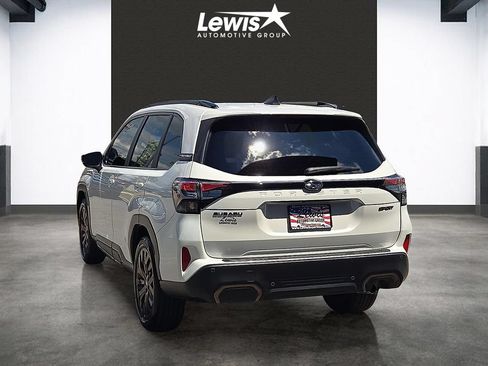 Used 2025 Subaru Forester Sport AWD/4WD image 3