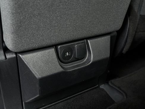 Used 2025 Ford F150 XLT w/ Equipment Group 301A Standard image 34