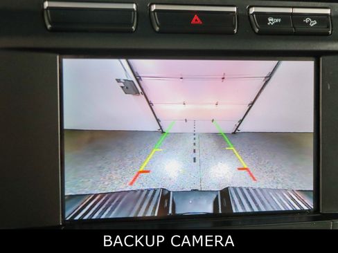 Used 2023 Ford F250 XLT w/ FX4 Off-Road Package image 18