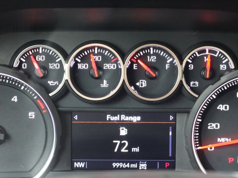 Used 2022 Chevrolet Silverado 2500 Custom w/ Custom Value Package image 15