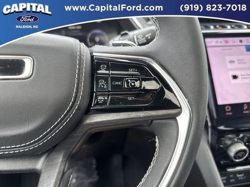 Used 2024 Jeep Grand Cherokee L Overland w/ Trailer Tow Package image 23