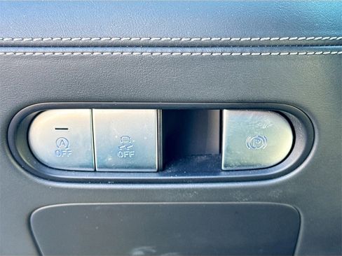 Used 2023 Genesis G90 3.5T image 11