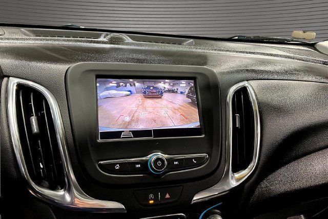 Used 2023 Chevrolet Equinox LT FWD image 14