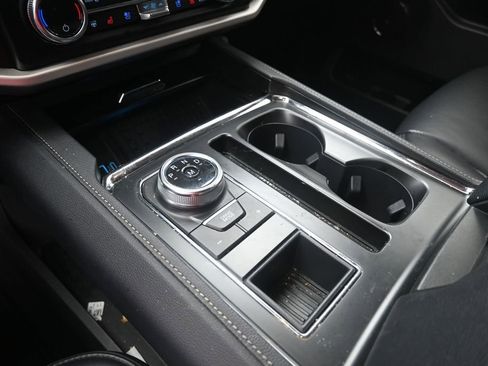 Used 2024 Ford Expedition Max XLT RWD image 31