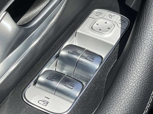 Used 2026 Mercedes-Benz GLS 450 4MATIC image 22