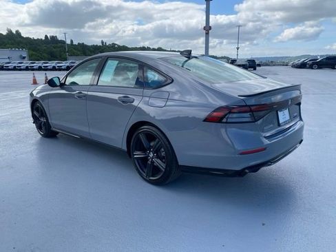 Certified 2025 Honda Accord Sport image 10