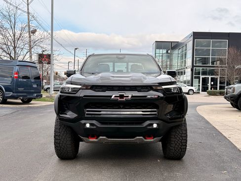 Used 2024 Chevrolet Colorado ZR2 w/ ZR2 Convenience Package III AWD/4WD image 6