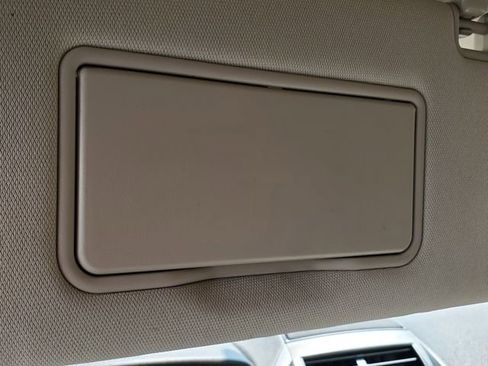 Used 2017 Lincoln MKC Select w/ Select Plus Package AWD/4WD image 16